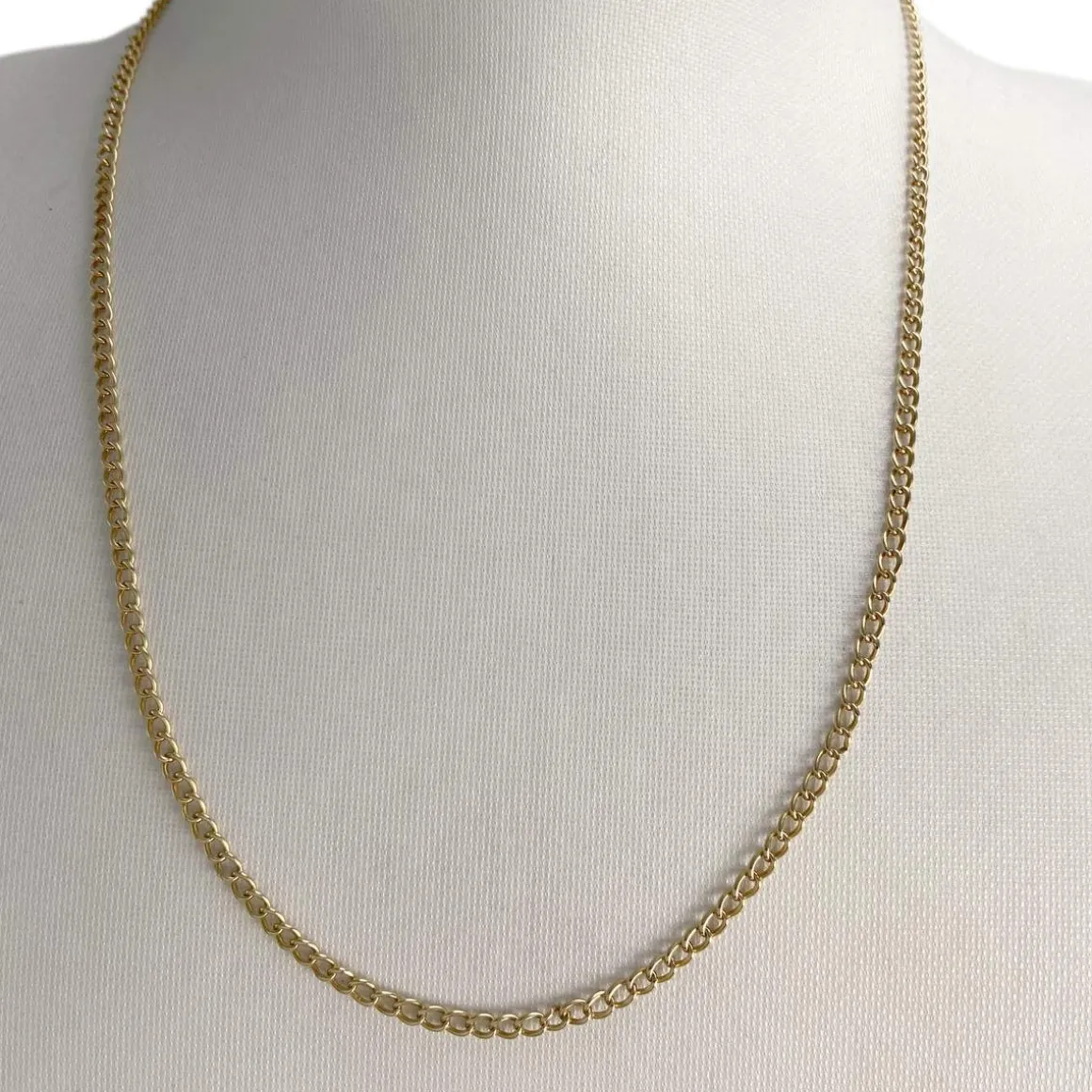 Chaîne d'occasion or 750 jaune maille gourmette 47 cm