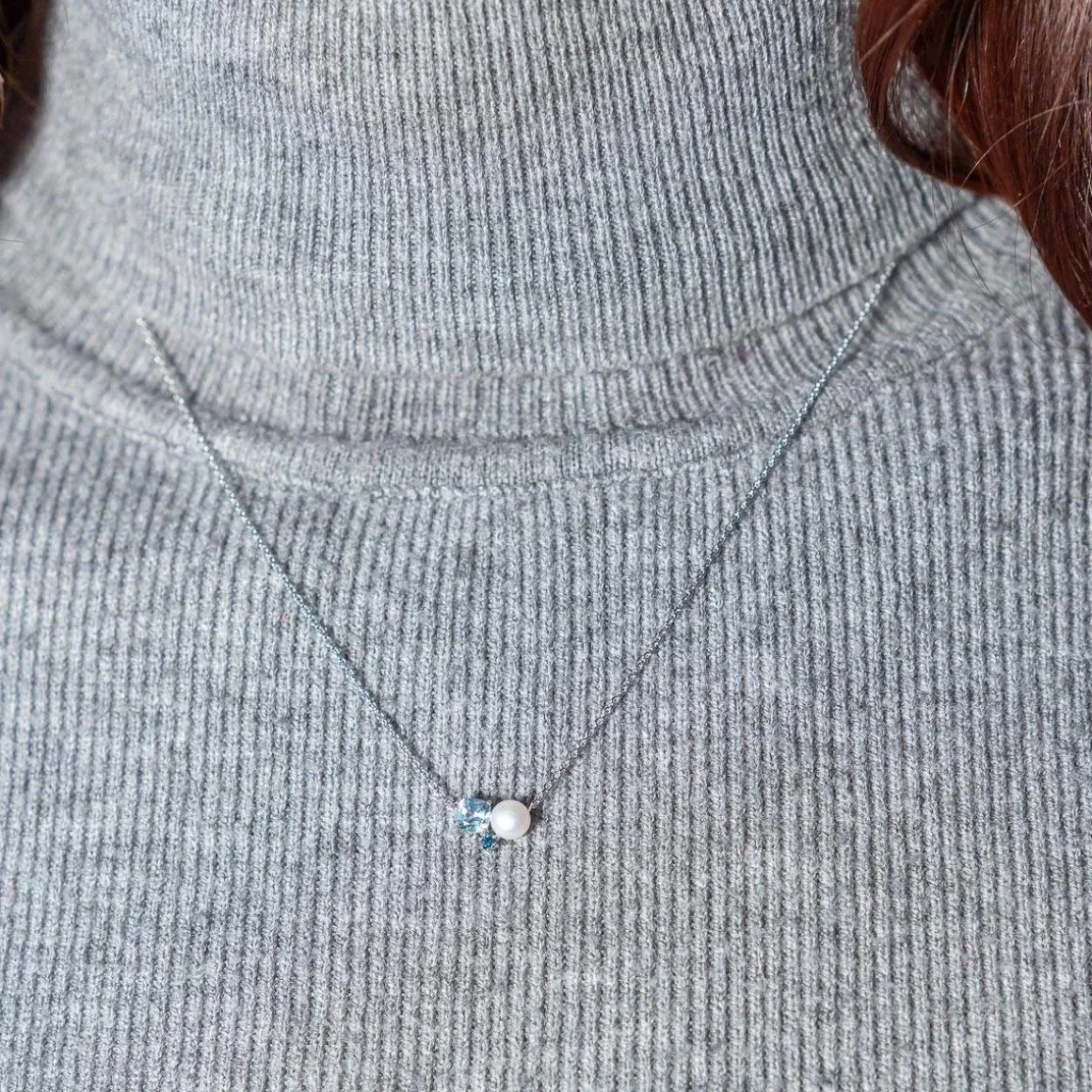 Collier argent 925 perle de Chine et topazes bleues traitées 45cm