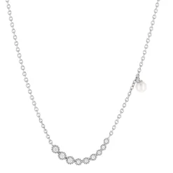 Collier argent 925, perle de culture de Chine et zirconia. Longueur 45 cm.