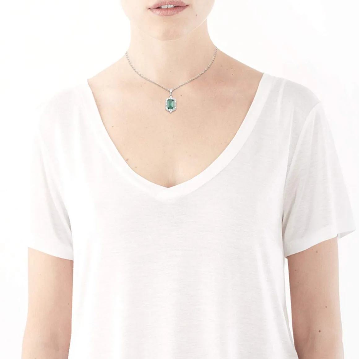 Collier argent 925 pierre verte rectangulaire et zirconias 45 cm