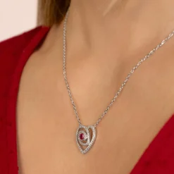 Collier coeur argent 925 rhodié rubis synthétique et zirconias 45cm
