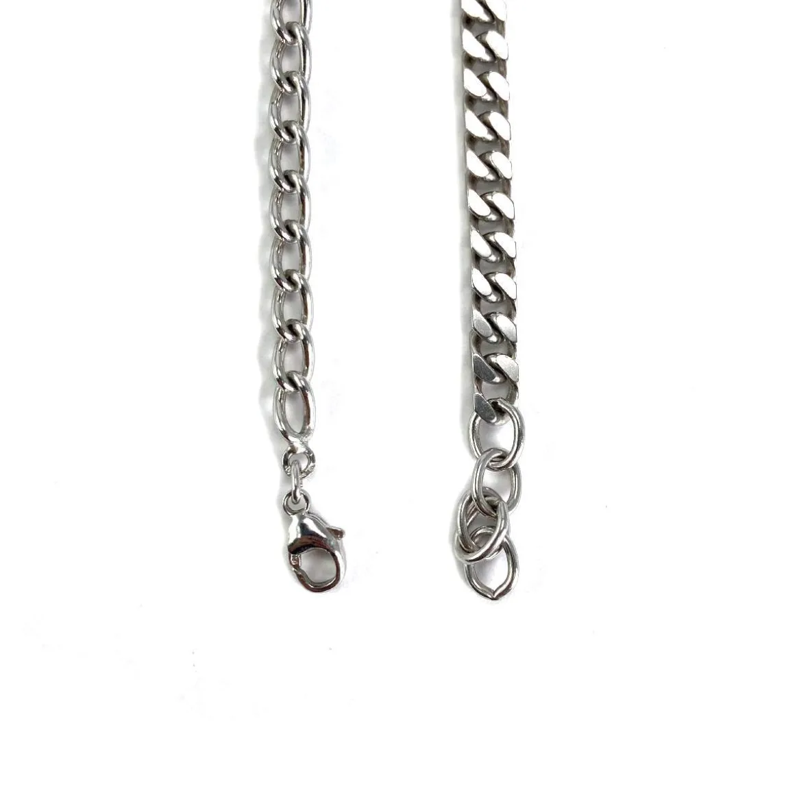 Collier d'occasion argent 925 maille gourmette plastique noir pierres blanches