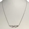 Collier d'occasion en or blanc 375, maille forçat, diamants, 45 cm