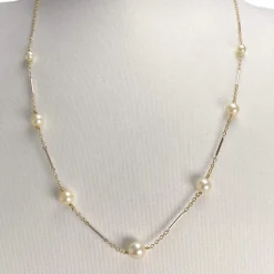 Collier d'occasion en or jaune 750, maille fantaisie, perles de culture, 5.47 g.