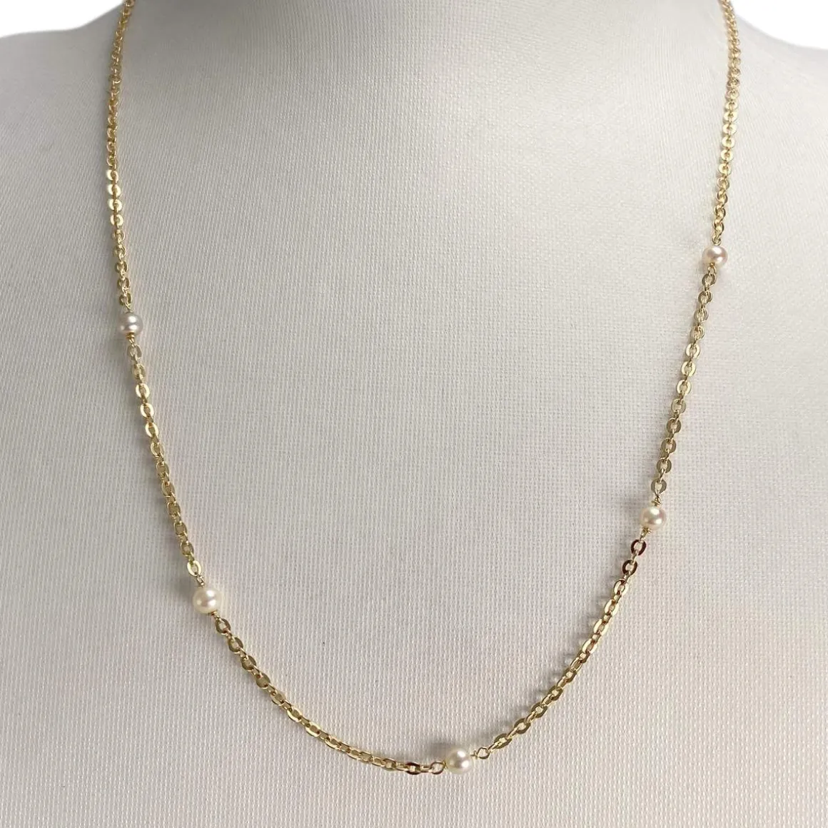 Collier d'occasion or 750 jaune maille forcat perle de culture
