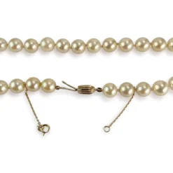 Collier d'occasion or 750 jaune perles de culture du Japon