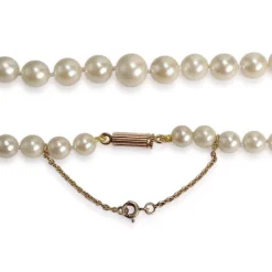 Collier d'occasion or 750 jaune perle de culture d'Akoya
