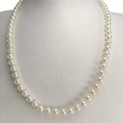 Collier d'occasion or 750 jaune perle de culture du japon 50cm