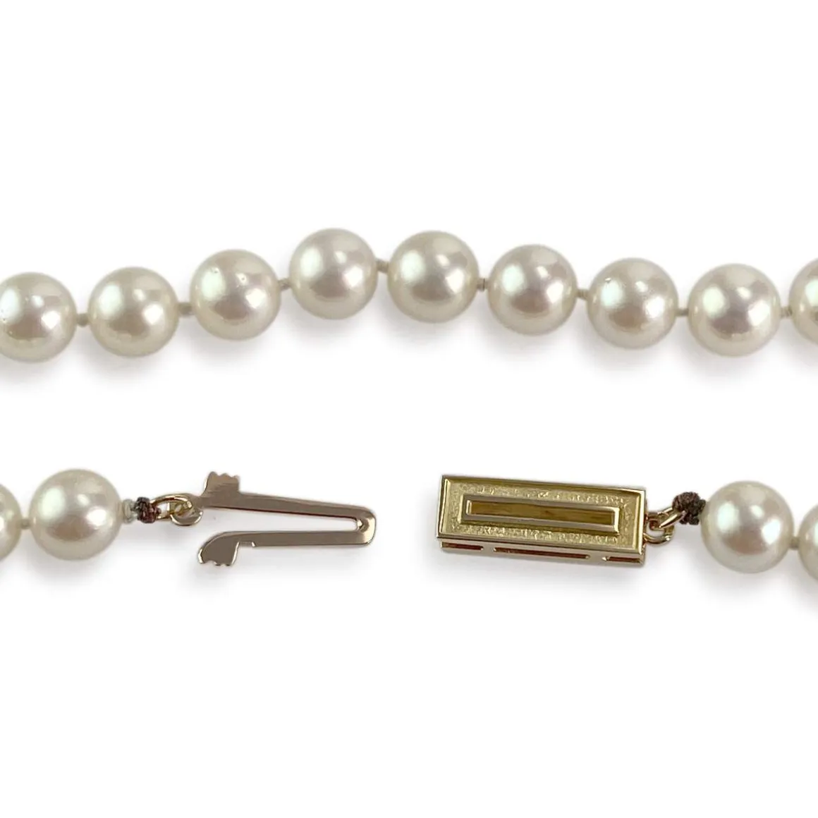 Collier d'occasion or 750 jaune perles de culture AKOYA