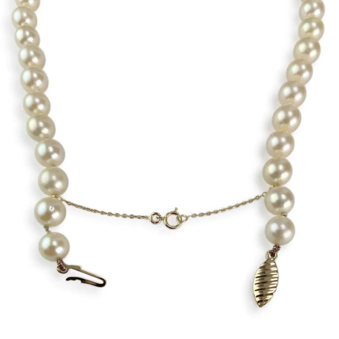 Collier d'occasion or 750 jaune perle de culture du japon