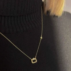 Collier or 375 jaune diamants synthétiques