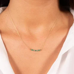 Collier or 375 2 tons émeraudes ovales et 2 diamants 42,5 cm
