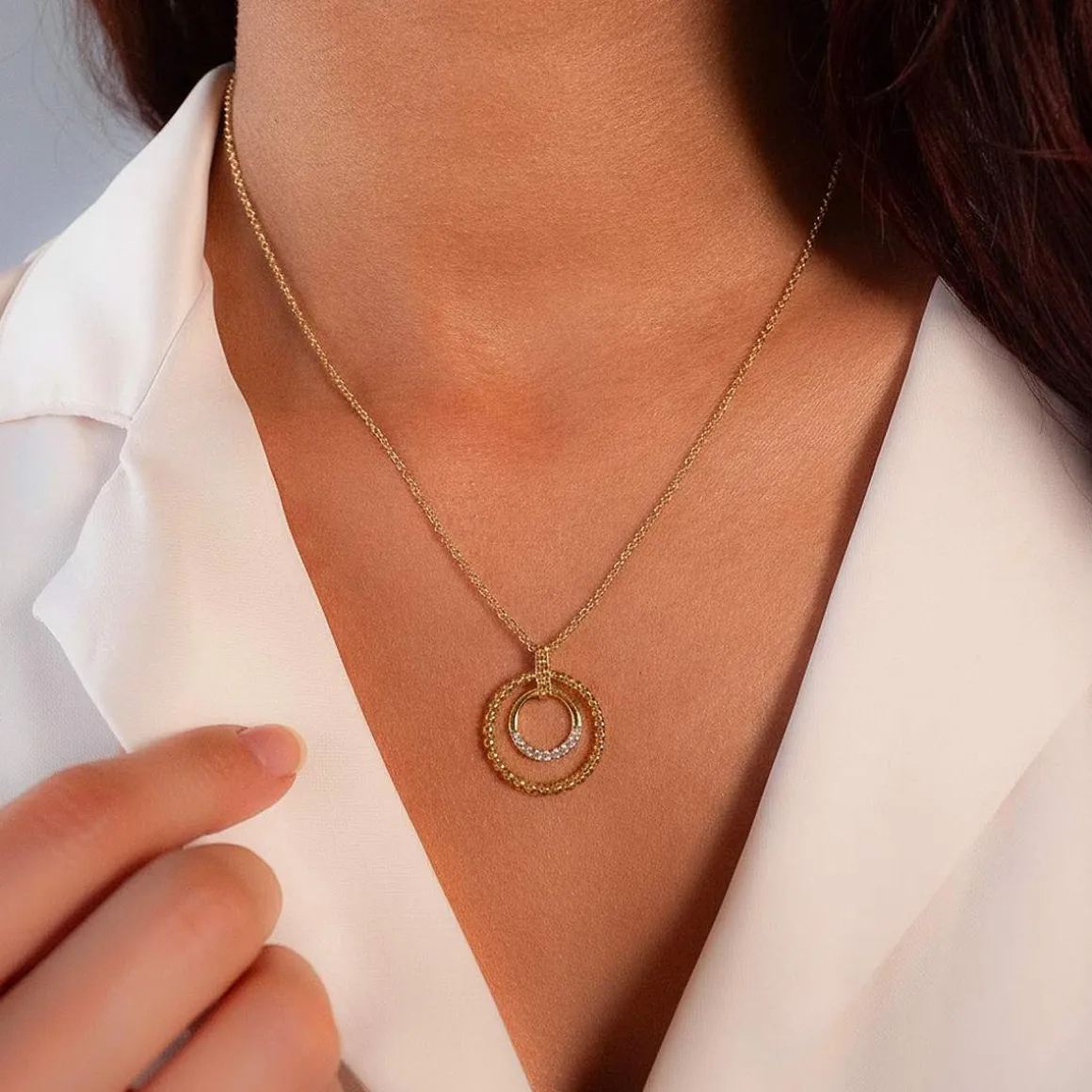 Collier plaqué or jaune et zirconias 45cm