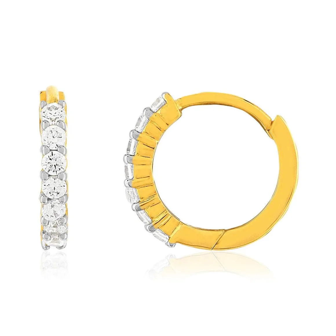 Créoles plaqué or jaune, zirconias. 15 mm.