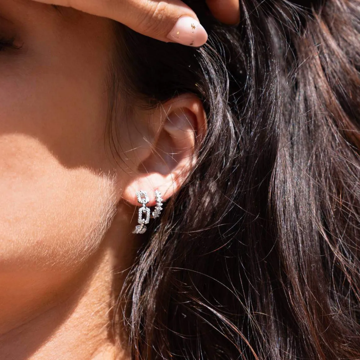 Demi créoles argent 925 et zirconias 18mm