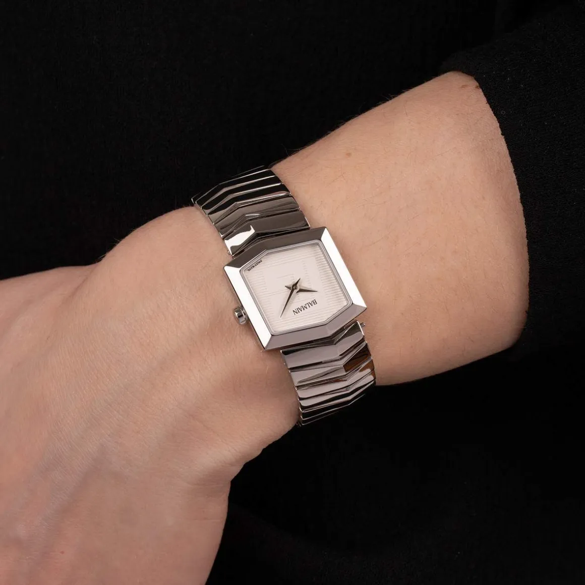 Montre BALMAIN taffetas femme bracelet acier inoxydable gris