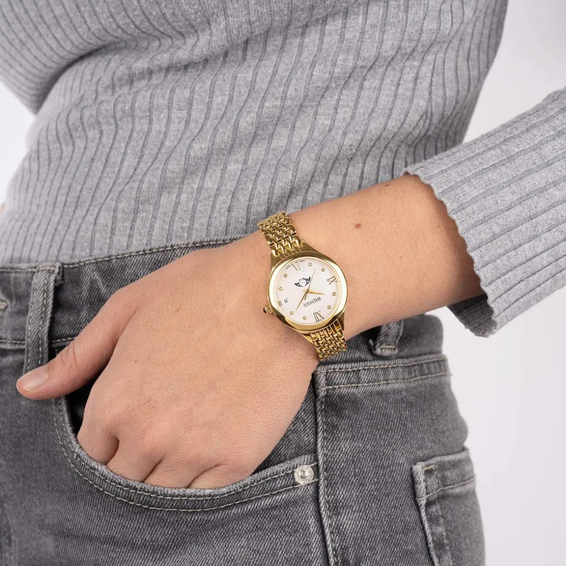Montre BALMAIN tradition femme bracelet acier inoxydable or