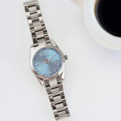 Montre femme HERITAGE bracelet acier blanc