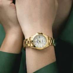 Montre FESTINA swiss made femme bracelet acier inoxydable doré