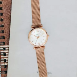 Montre Fossil femme acier doré rose milanais
