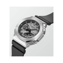 Montre G-SHOCK homme acier bracelet résine noire
