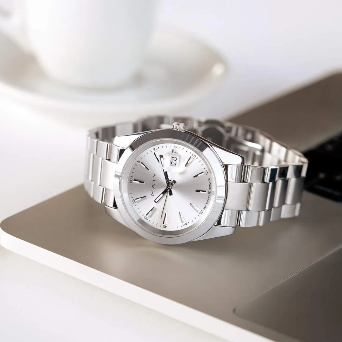 Montre HERITAGE homme bracelet acier inoxydable blanc