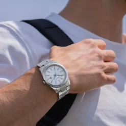 Montre HERITAGE homme bracelet acier inoxydable blanc