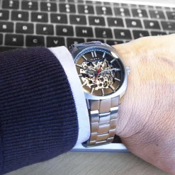 Montre homme squelette automatique acier bracelet acier