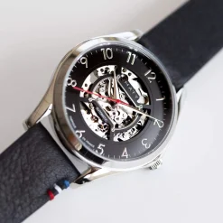 Montre homme squelette automatique acier bracelet cuir noir