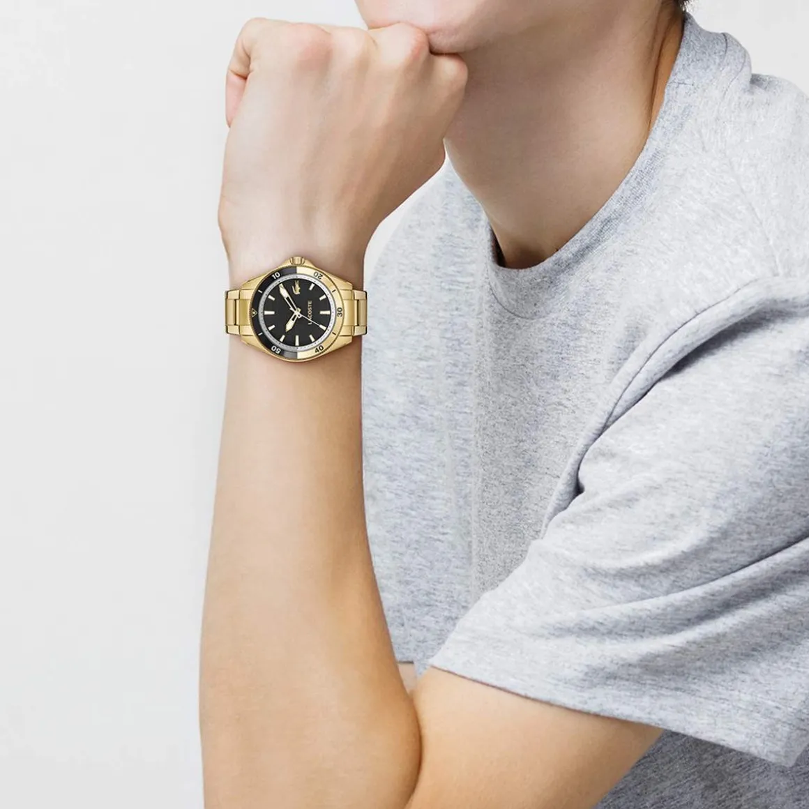 Montre LACOSTE mainsail homme bracelet acier inoxydable doré jaune