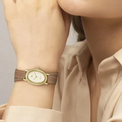 Montre LACOSTE parisienne femme bracelet cuir marron