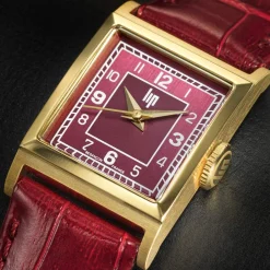 Montre LIP femme analogique, bracelet cuir bordeaux
