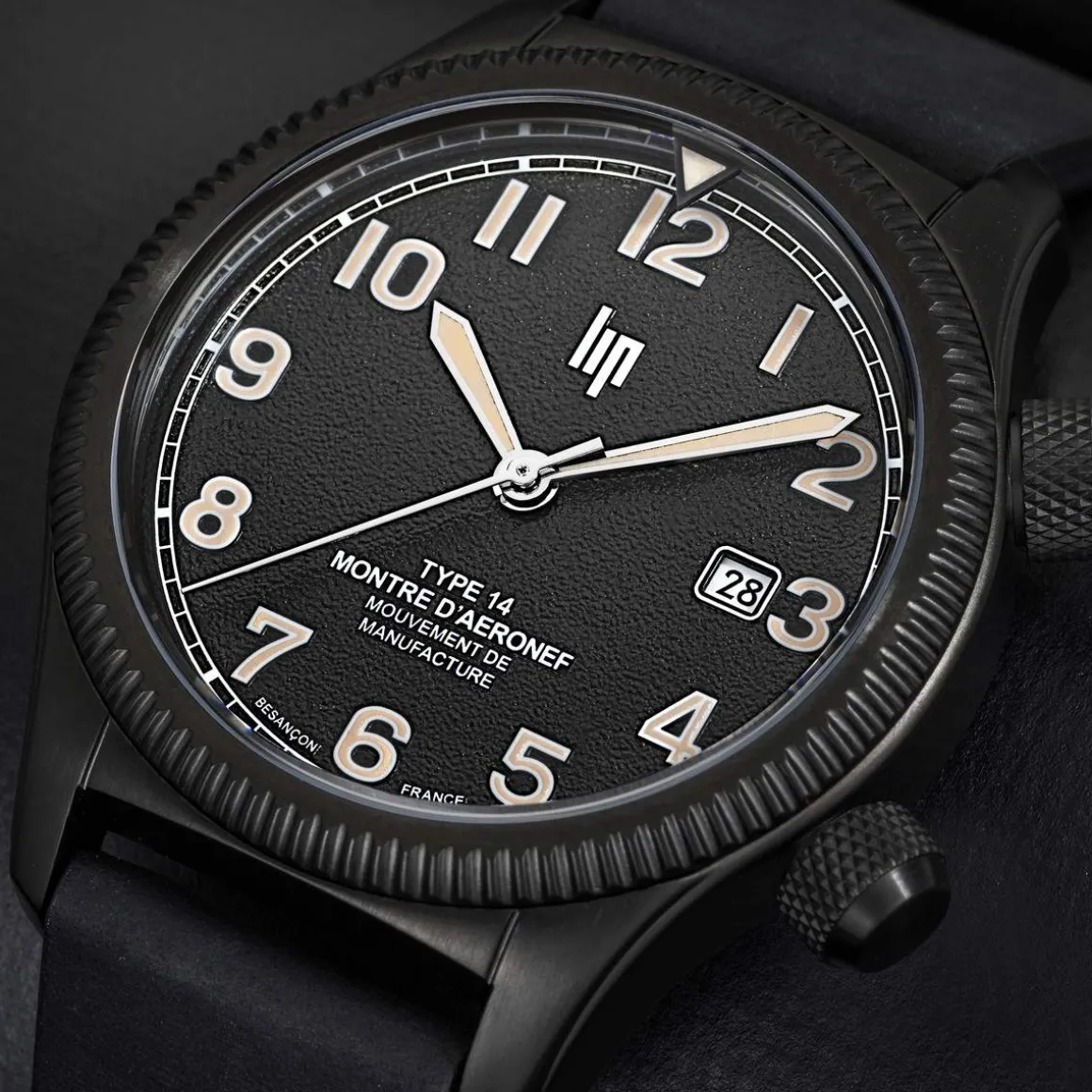 Montre LIP MANUFACTURE type 14 homme automatique, bracelet cuir noir