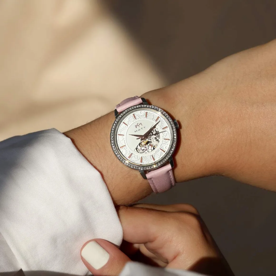 Montre MATY femme automatique, bracelet cuir rose