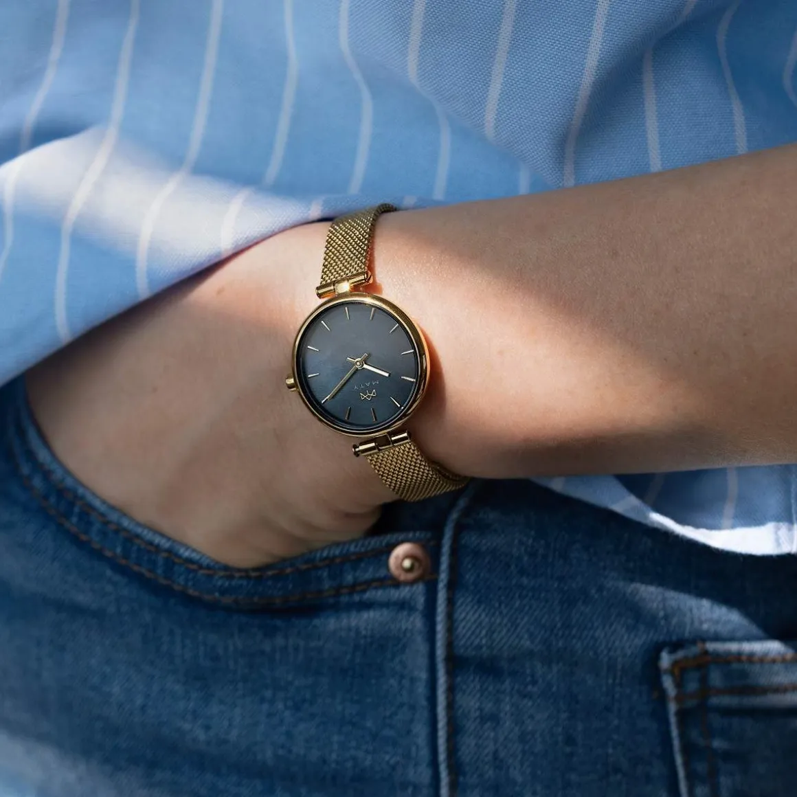 Montre MATY femme bracelet acier inoxydable doré