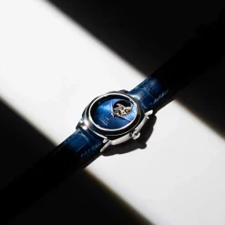 Montre MATY GM automatique cadran bleu bracelet cuir bleu