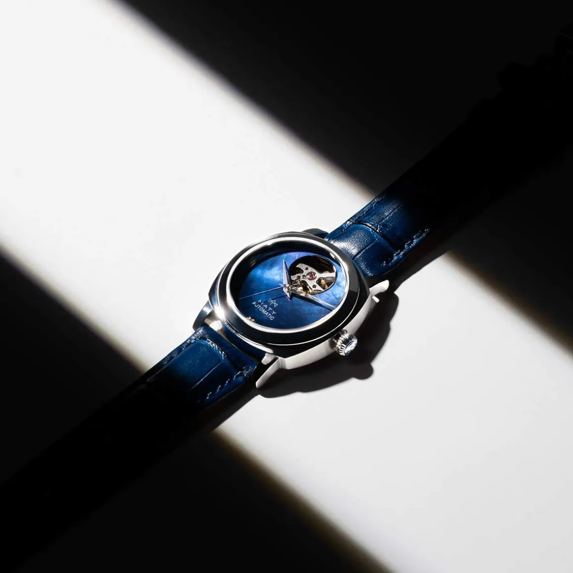 Montre MATY GM automatique cadran bleu bracelet cuir bleu