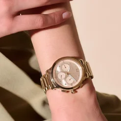 Montre OLIVIA BURTON multi function femme analogique, bracelet acier doré rose