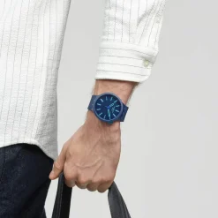 Montre SWATCH Big bold biosourced Indigo glow  homme bracelet matériau biosource bleu