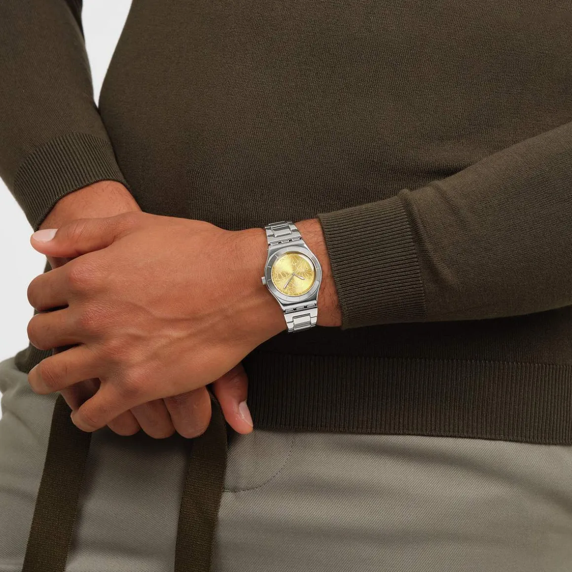 Montre SWATCH blossom time femme cadran jaune bracelet acier inoxydable