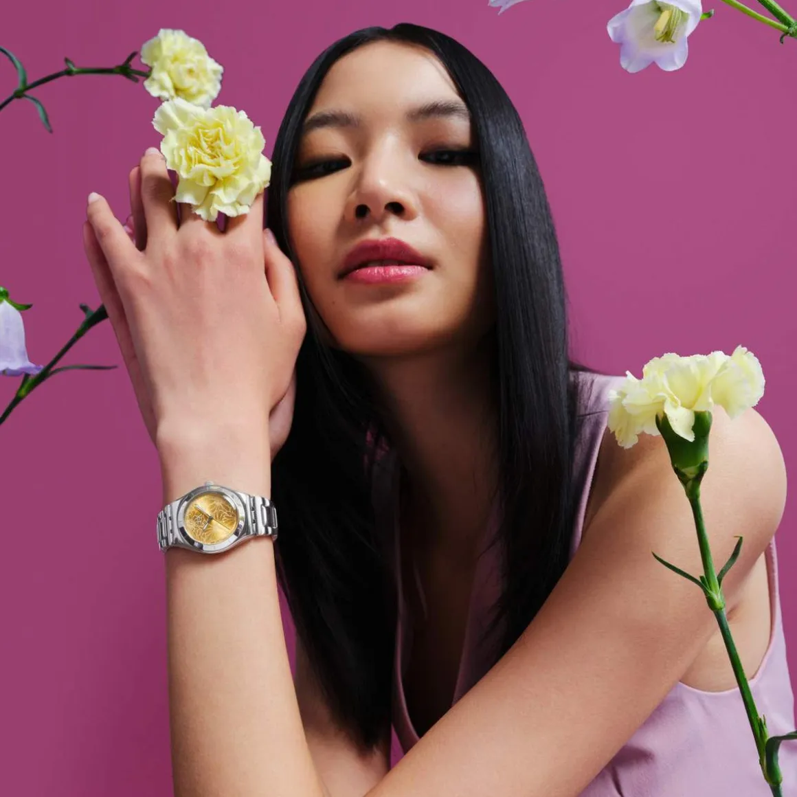 Montre SWATCH blossom time femme cadran jaune bracelet acier inoxydable