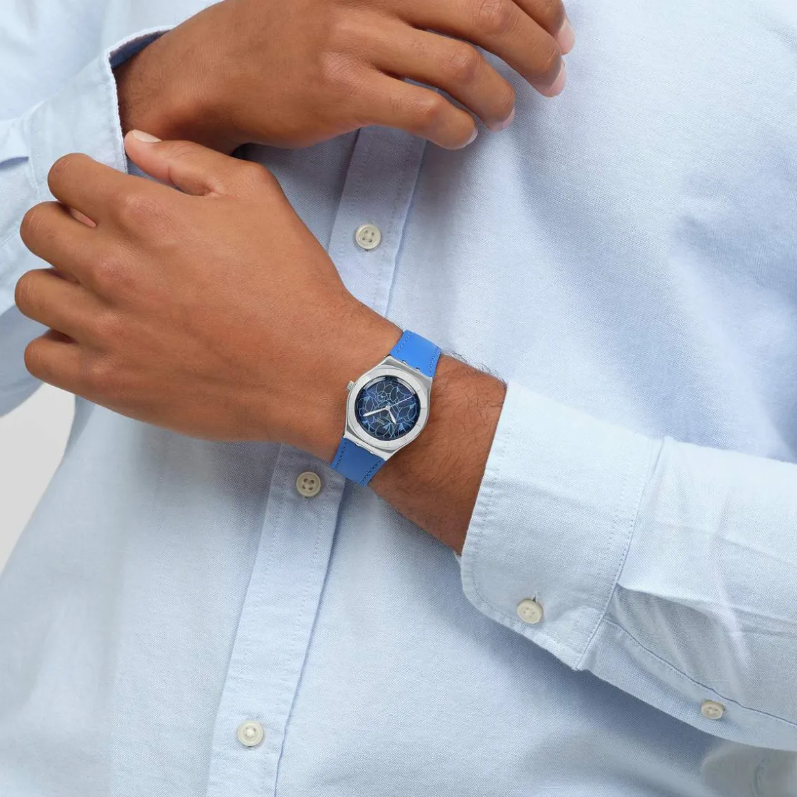 Montre SWATCH blossom time femme cadra bleu bracelet cuir animal bleu