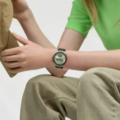 Montre SWATCH essentials homme bracelet silicone brun