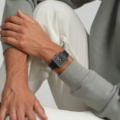 Montre SWATCH essentials homme bracelet matériau biosourcé noir