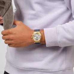 Montre SWATCH essentials homme cadran gris bracelet textile bleu