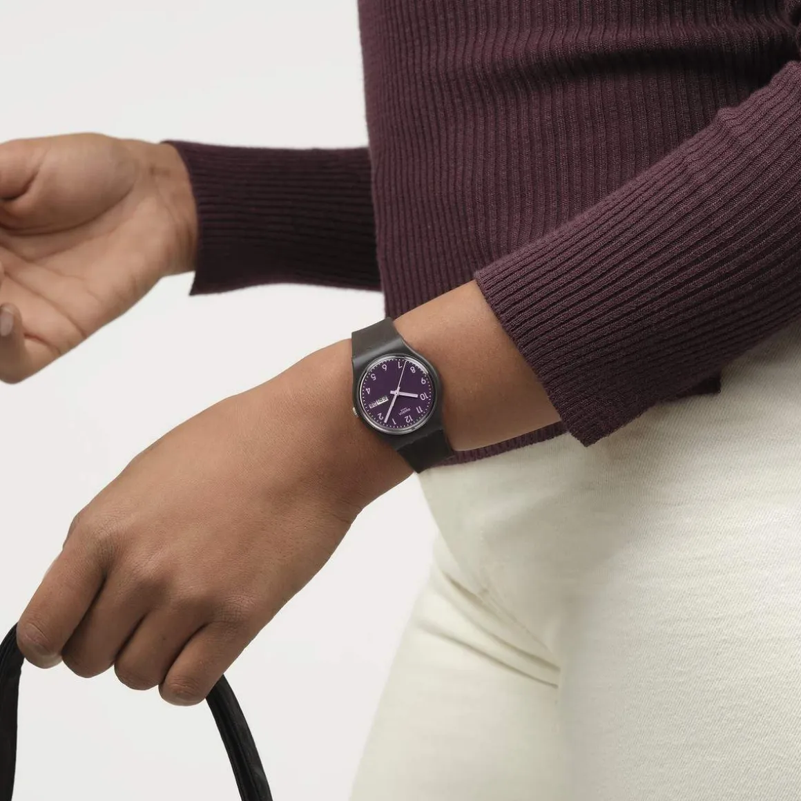 Montre SWATCH essentials mixte bracelet plastique marron