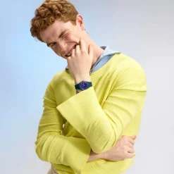 Montre SWATCH essentials mixte bracelet plastique bleu