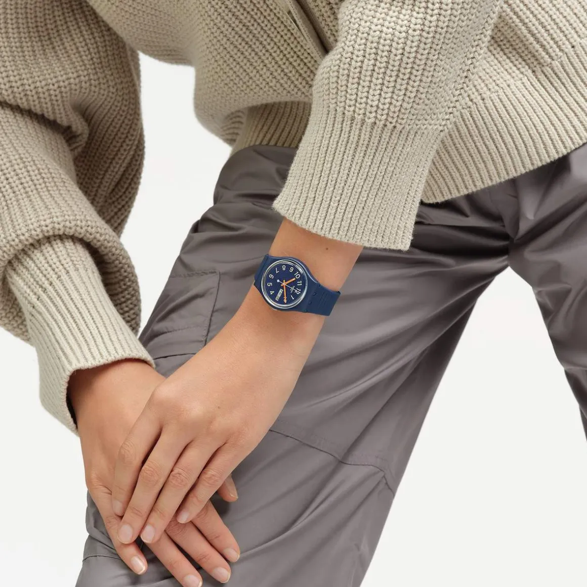 Montre SWATCH Gent biosourced Trendy lines at night homme bracelet silicone bleu