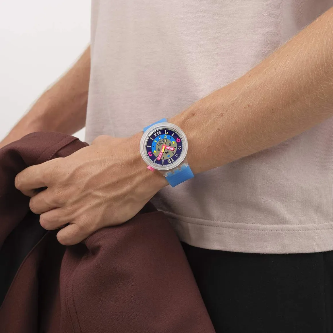 Montre SWATCH neon mixte bracelet silicone bleu