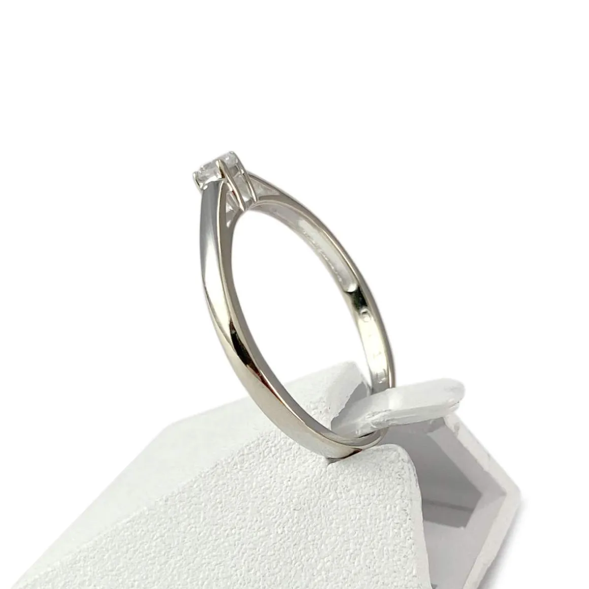 Solitaire d'occasion or 750 blanc diamant